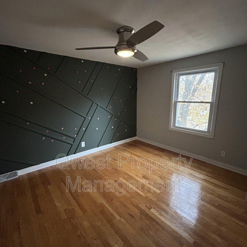 Bright property image