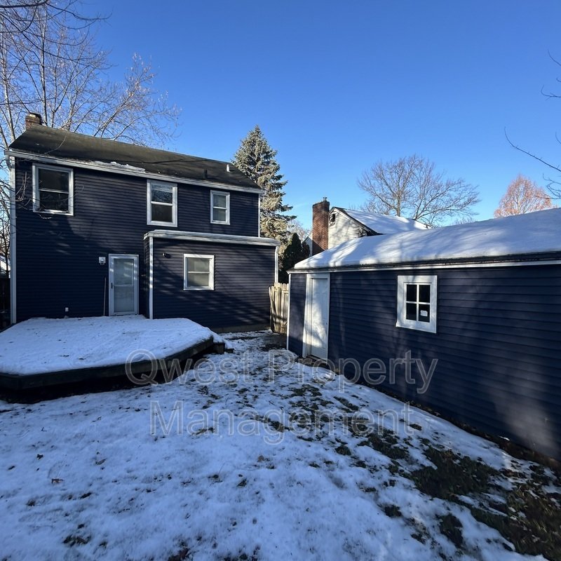 Bright property image