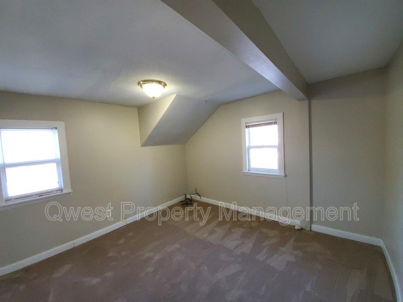 Nice 4 Bedroom 1 Bathroom Home property image