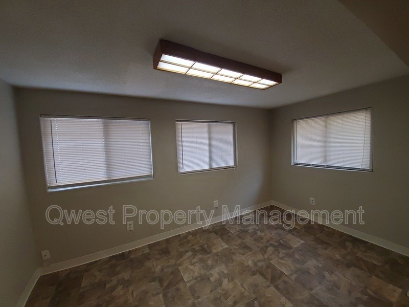 Nice 4 Bedroom 1 Bathroom Home property image