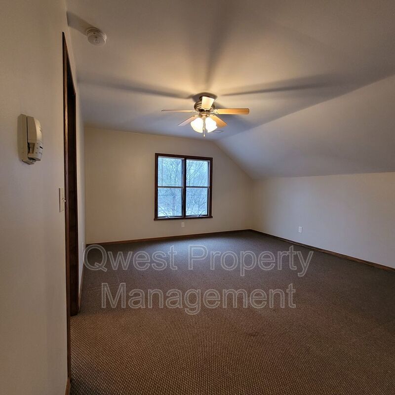 Fresh Update, In-Unit Laundry! - 1 Bed 1 Bath Apartment property image