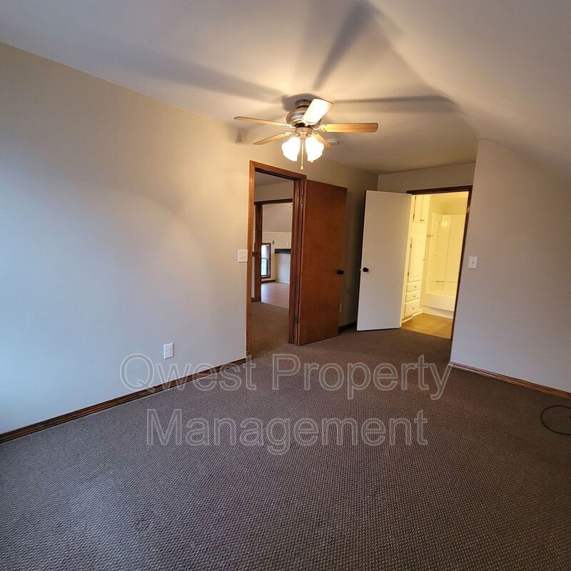 Fresh Update, In-Unit Laundry! - 1 Bed 1 Bath Apartment property image