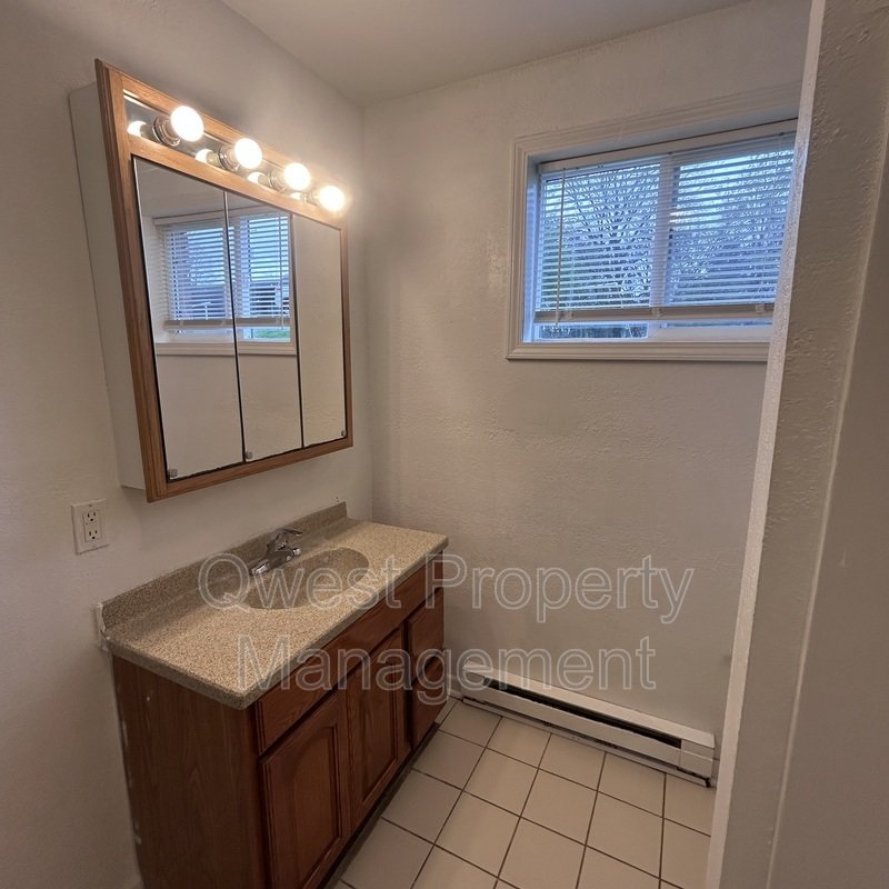 409 E Woodlawn Ave #2 property image
