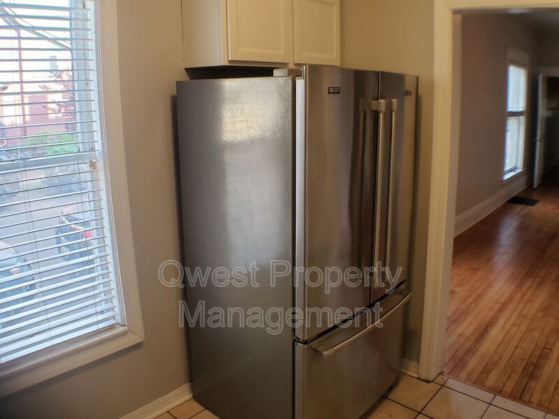 Heart of Cherry Street!! UTILITIES INCLUDED!! Granite,Subway Tile,Stainless. Washer/Dryer! property image