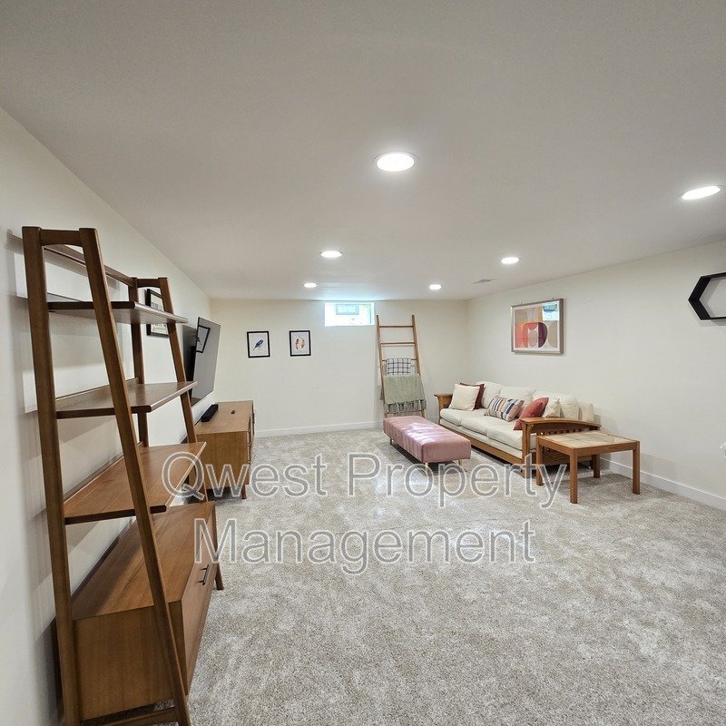 Bright property image